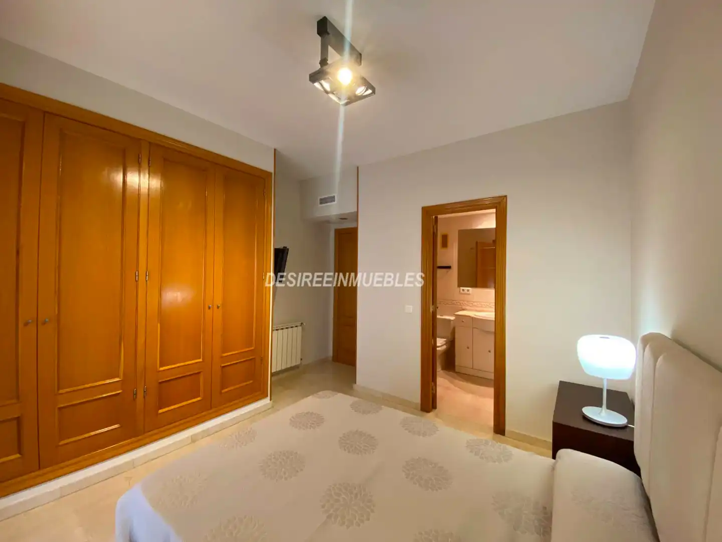 Bedroom of Flat for rent in Valencia  with Air Conditioner, Heating and Terrace