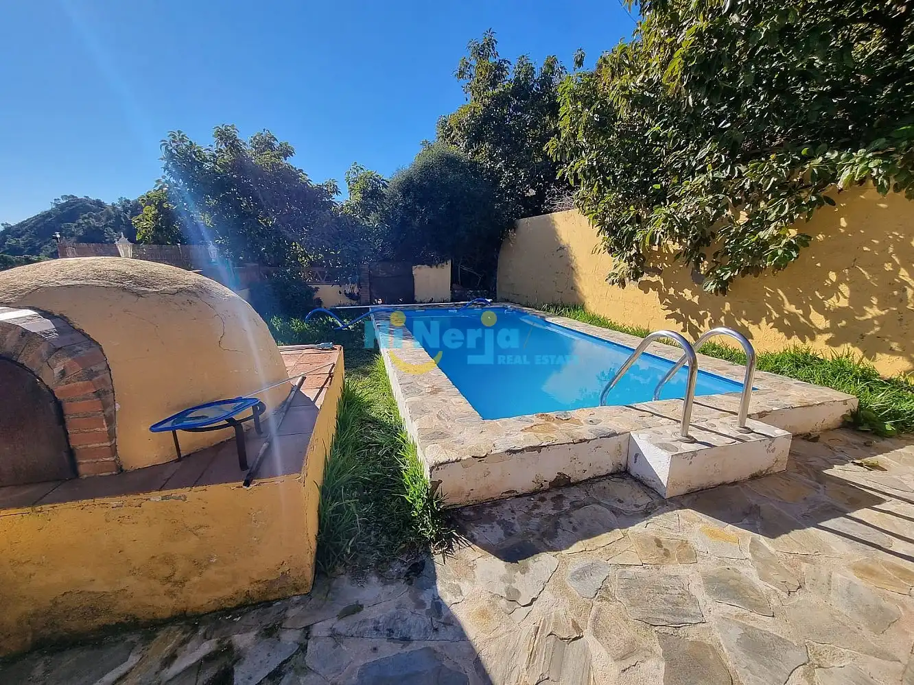 Piscina de Casa o chalet de alquiler en Nerja con Terraza, Piscina y Amueblado