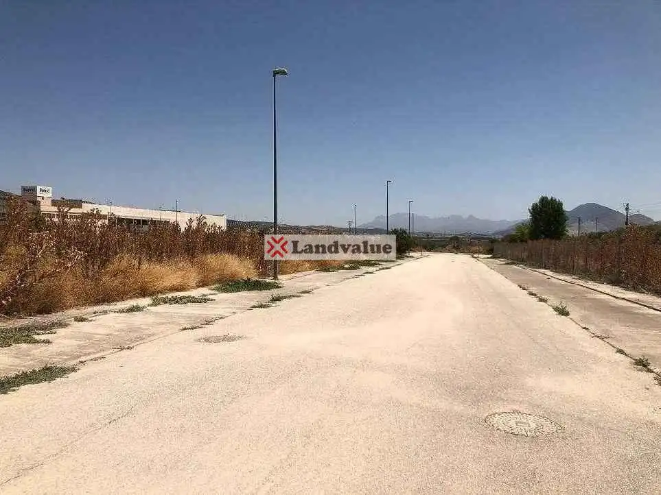 Industrial land for sale in Polígono Industrial El Arco, Valderrubio