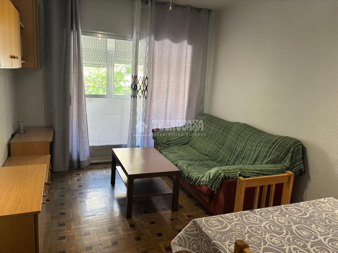 Sala d'estar de Pis en venda en Alcorcón