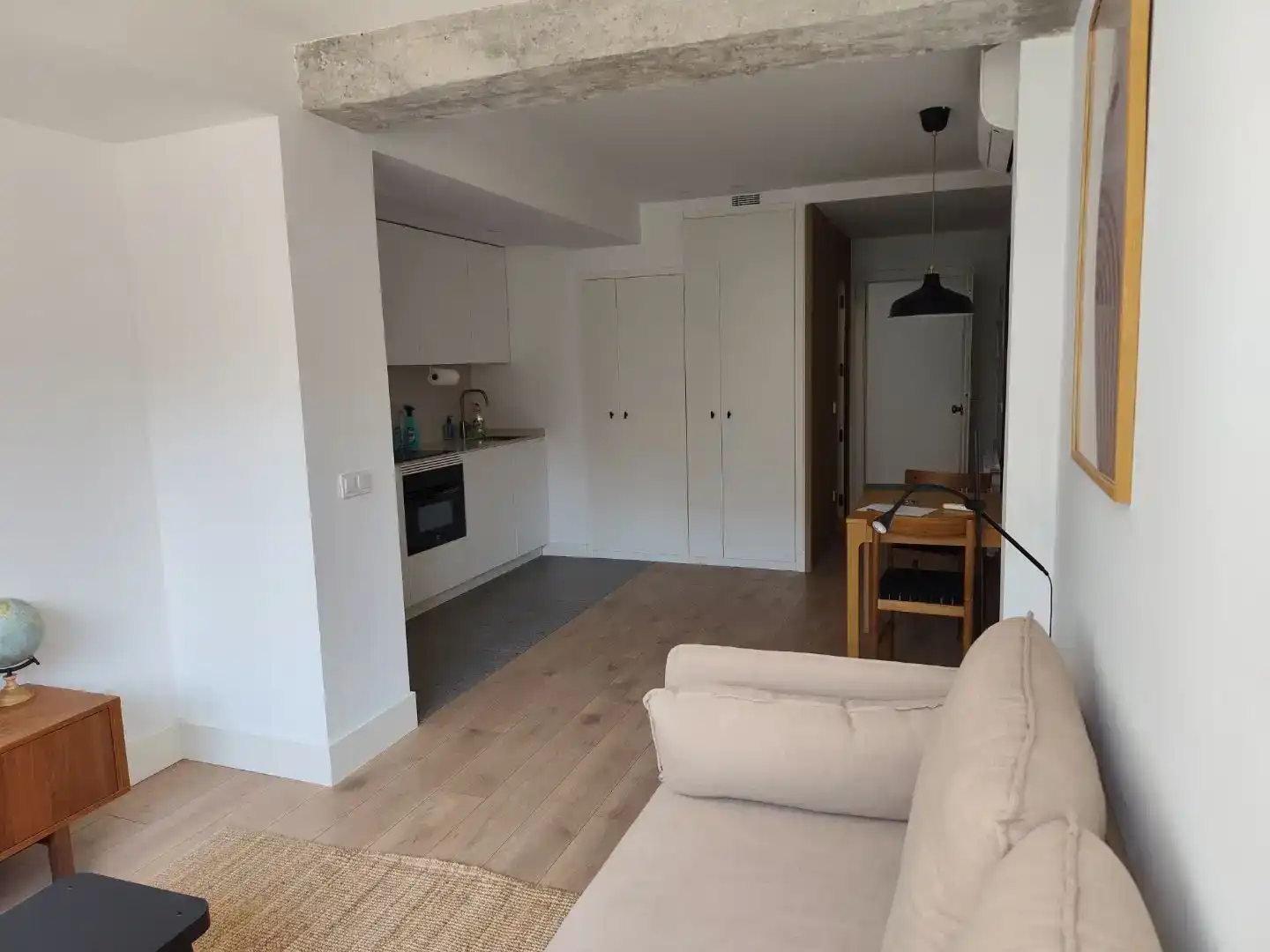 Wohnzimmer von Wohnung zur Miete in Madrid mit Klimaanlage, Abstellraum und Möbliert