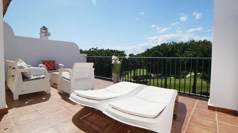 Foto 3 de Casa adosada en venda a Cabopino - Artola, Málaga