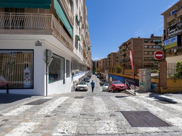 Local comercial en venta en Calle Abderrahman