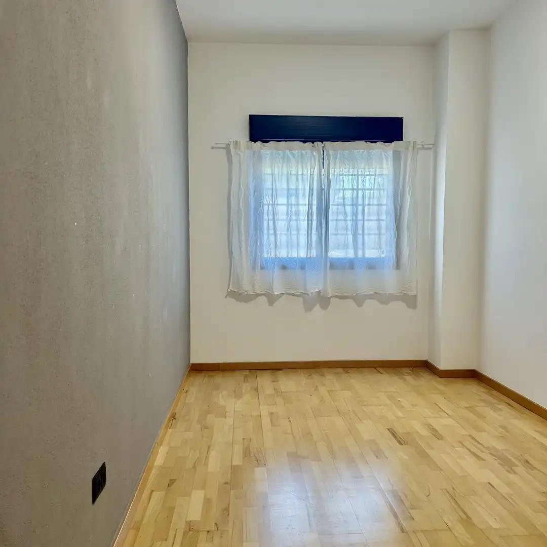 Habitación de Piso de alquiler en Riba-roja de Túria con Terraza, Trastero y Piscina