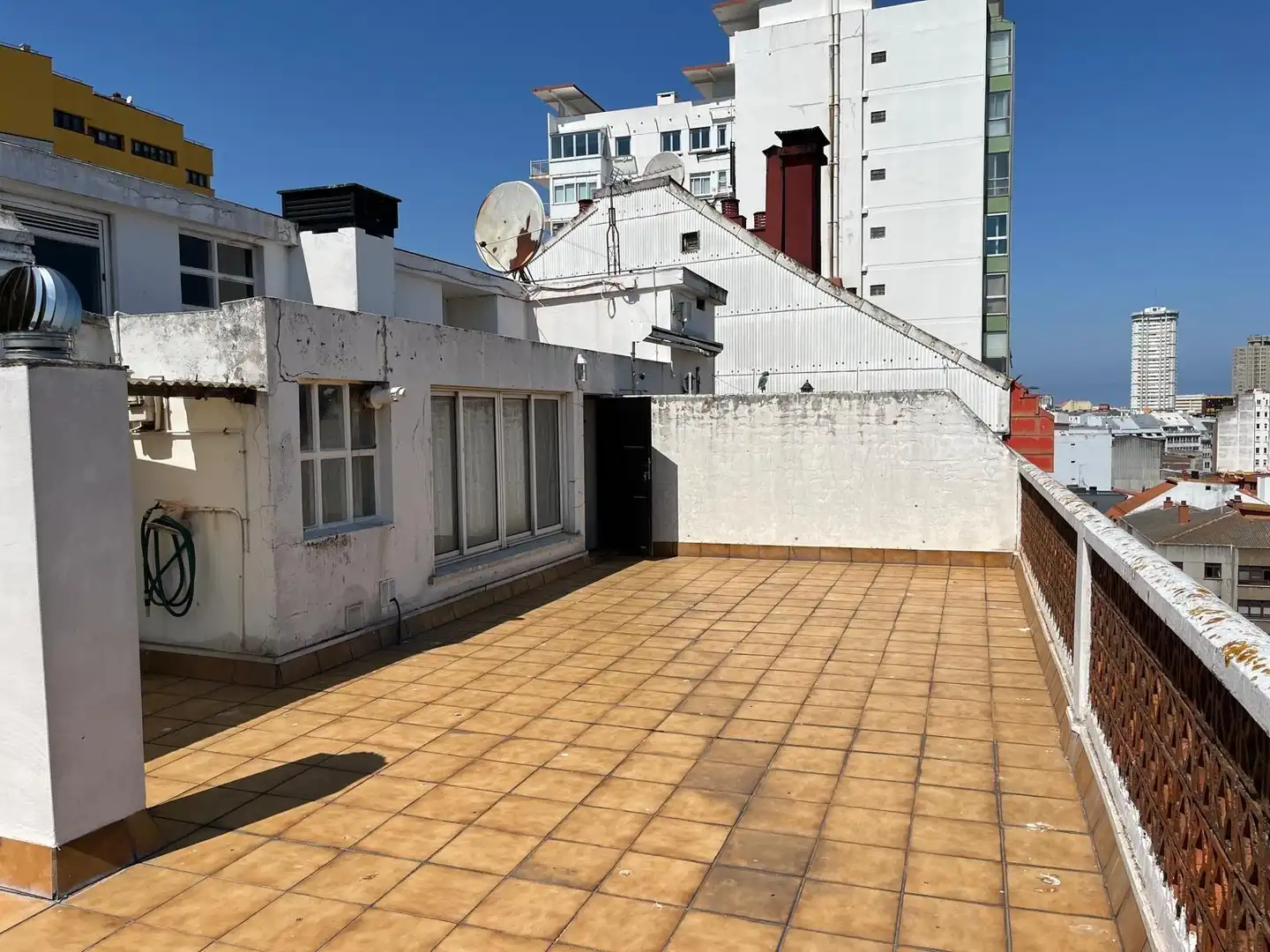 Terraza de Piso en venta en A Coruña Capital  con Calefacción, Terraza y Trastero
