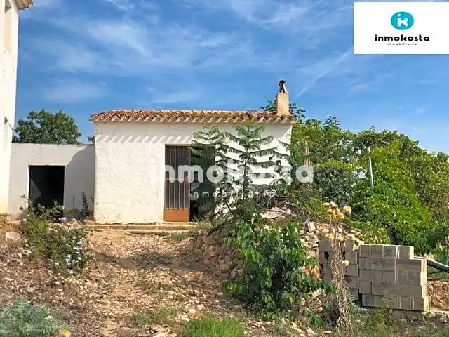 Finca rústica en venta en Polop con Jardín privado