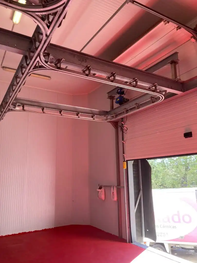 Aparcament de Nau industrial en venda en Jaén