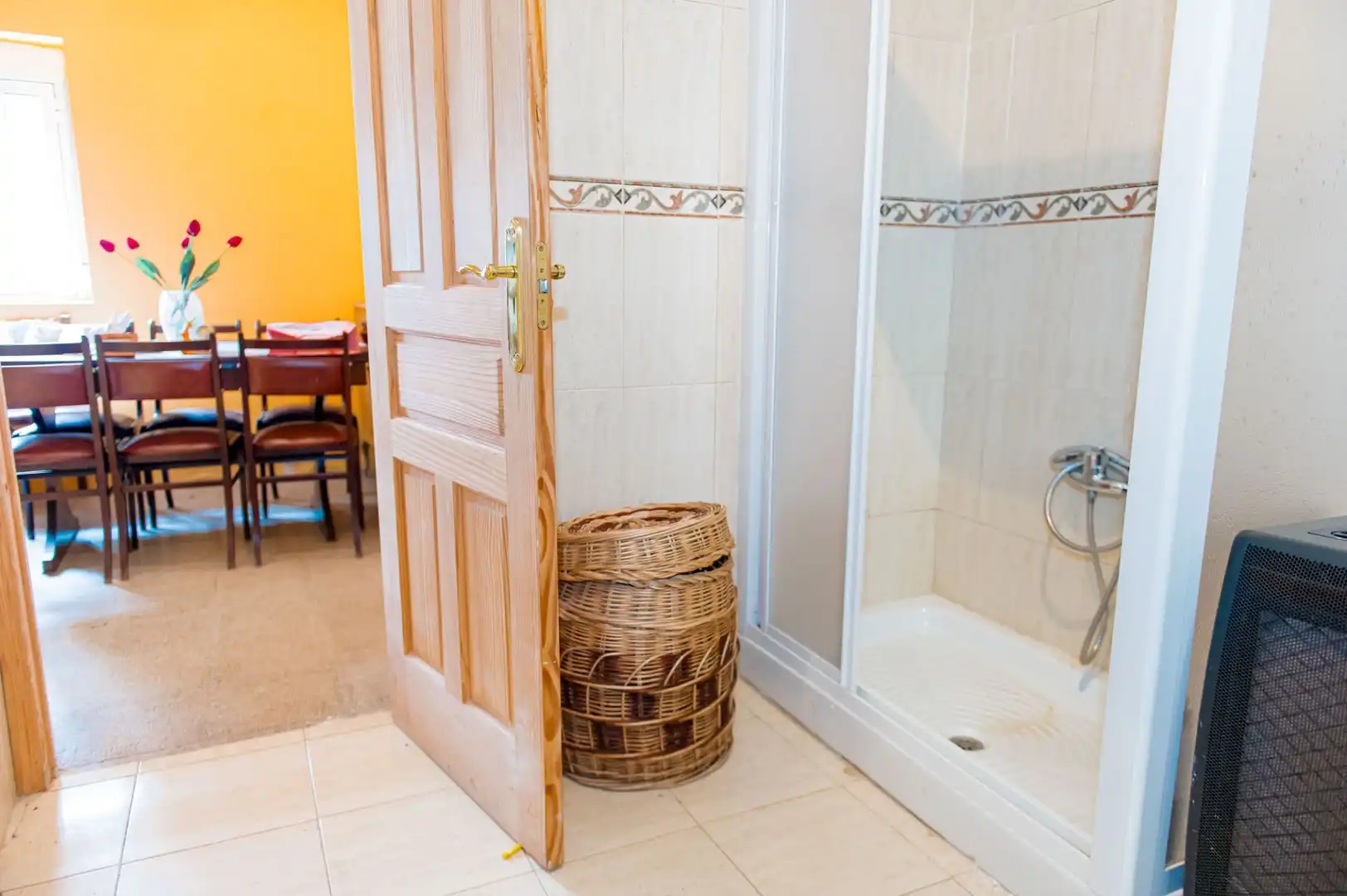 Baño de Casa o chalet en venta en Fabero con Calefacción, Trastero y Amueblado