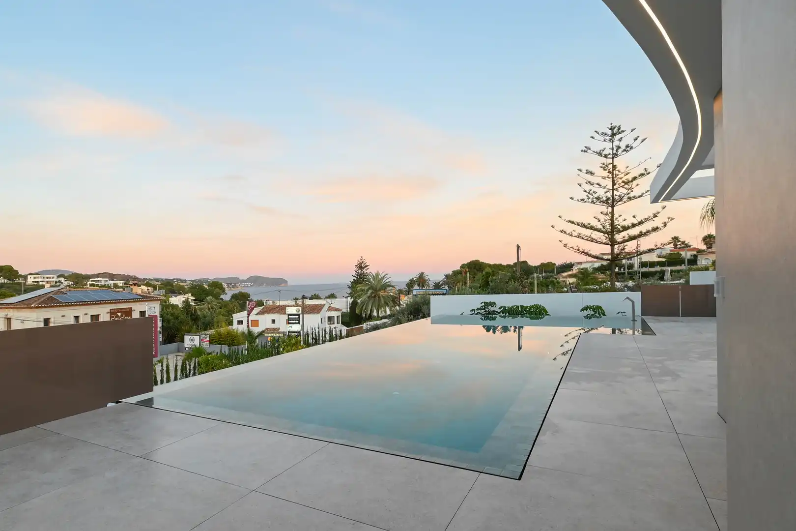 Villa avec piscine à vendre à Avinguda de la Marina, imagen 2
