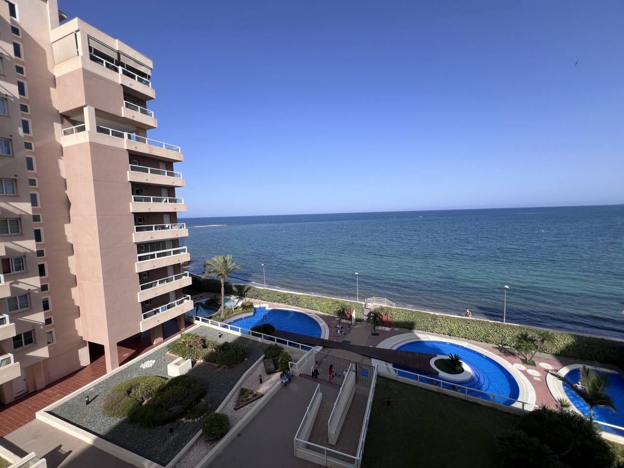 Bedroom of Flat for sale in La Manga del Mar Menor  with Air Conditioner, Terrace and Community pool