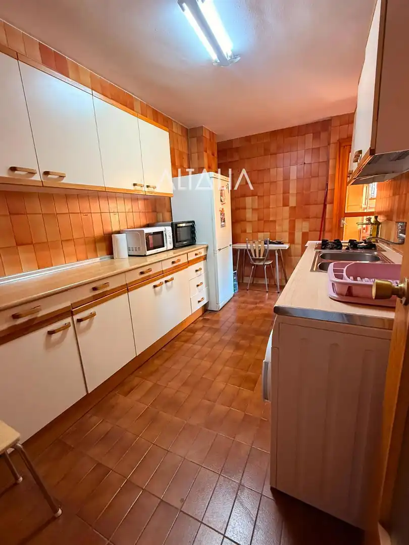 Cocina de Piso de alquiler en Cuenca con Calefacción y Amueblado