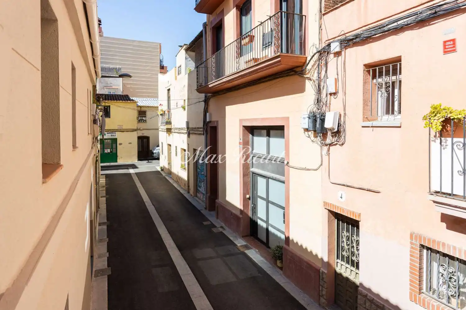 Vista exterior de Casa o xalet en venda en Barcelona amb Aire condicionat, Calefacció i Terrassa