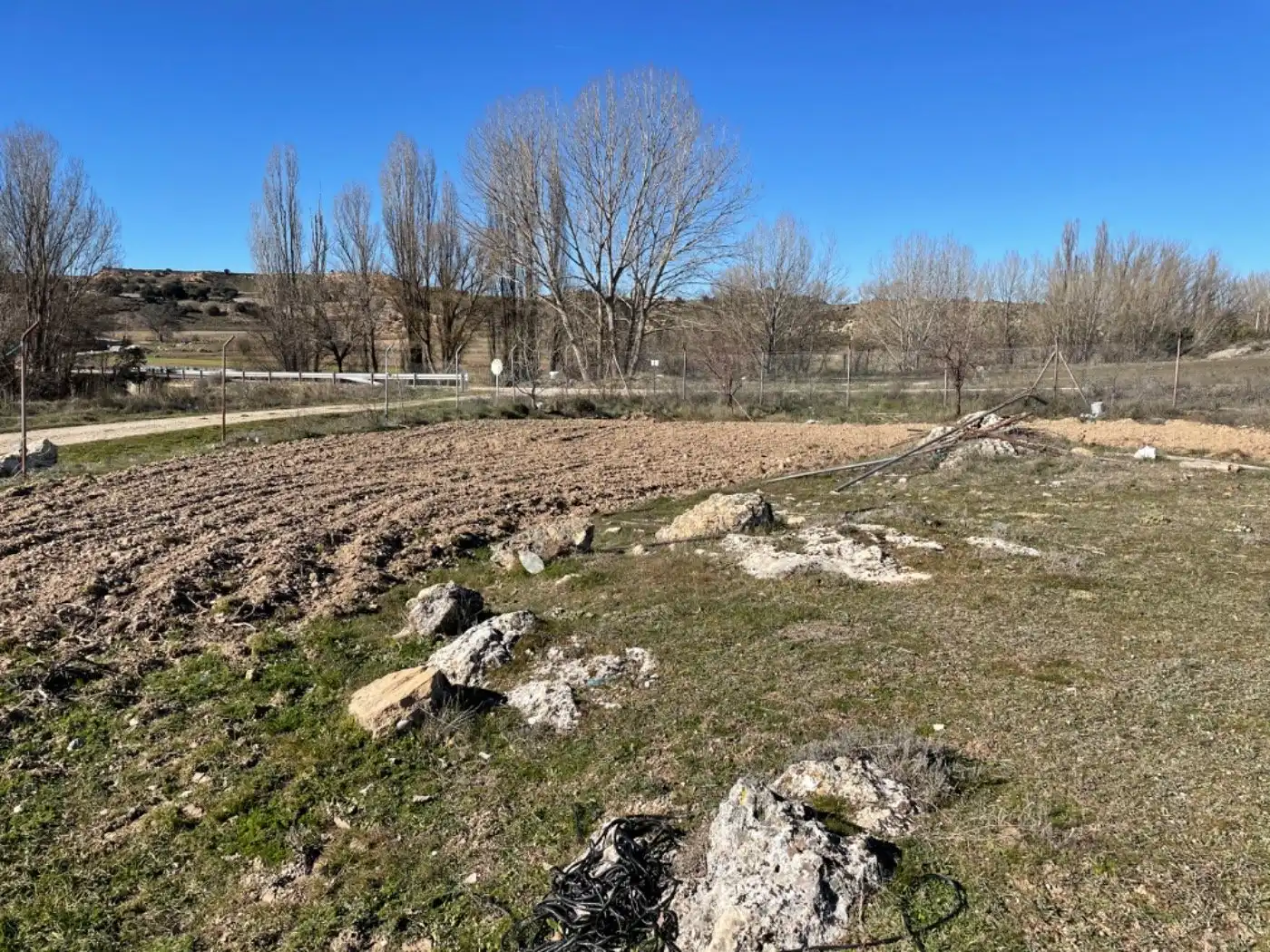 Nave industrial en venta en Priego