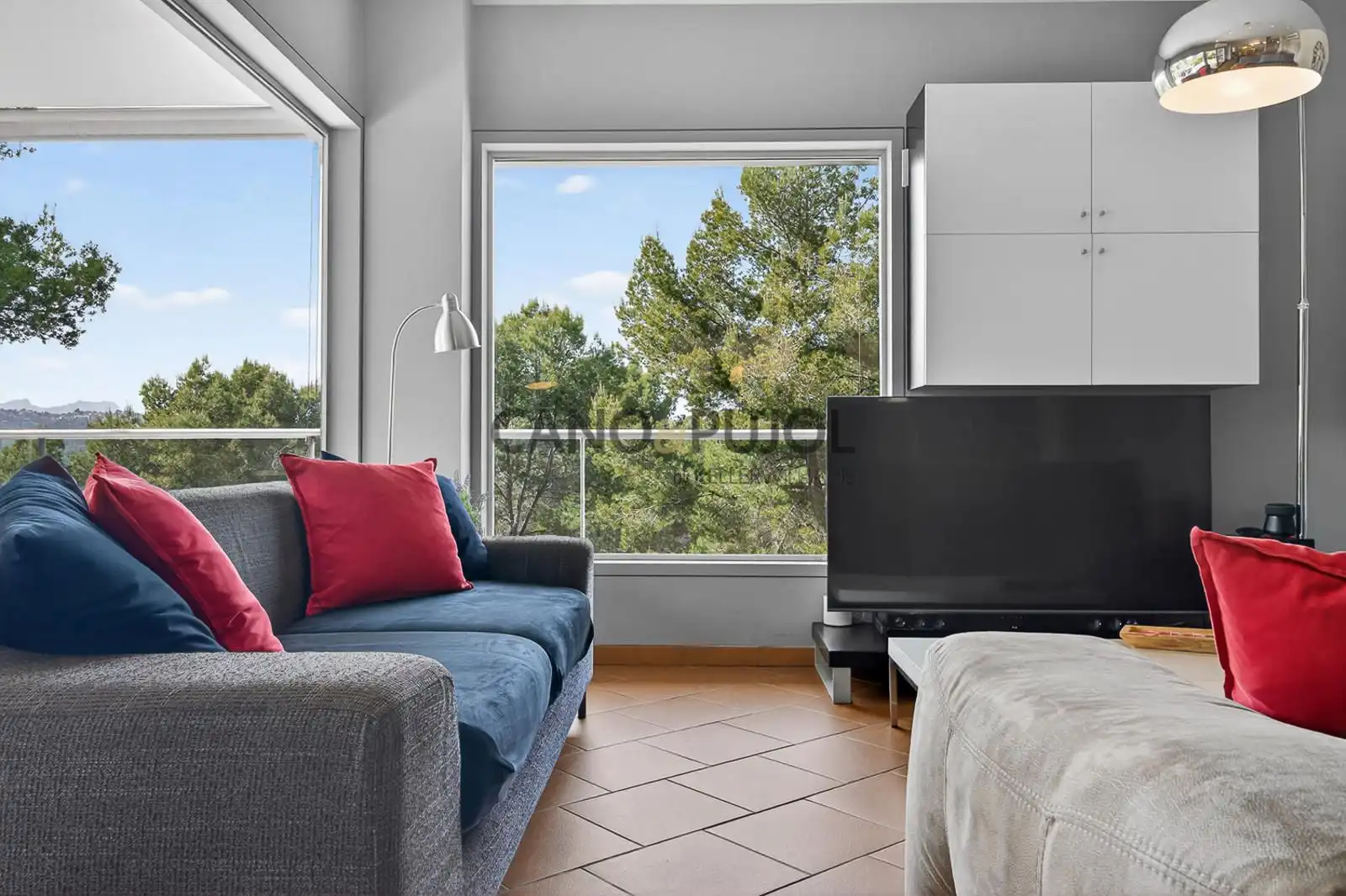 Living room of Houses for sale in Terrassa  with Air Conditioner, Heating and Terrace