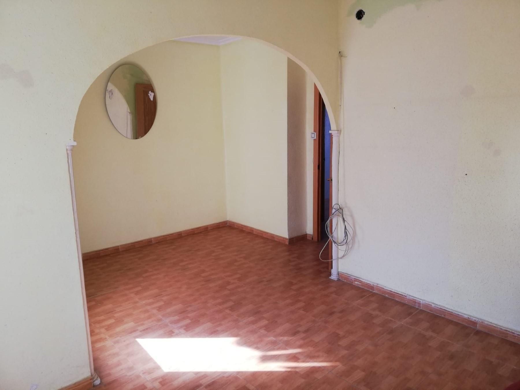 Flat for sale in Linares
