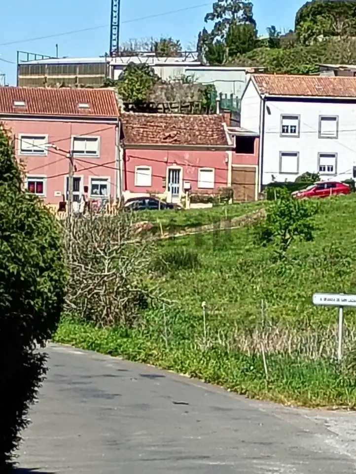 Finca rústica en venda en Santiago de Compostela  amb Calefacció