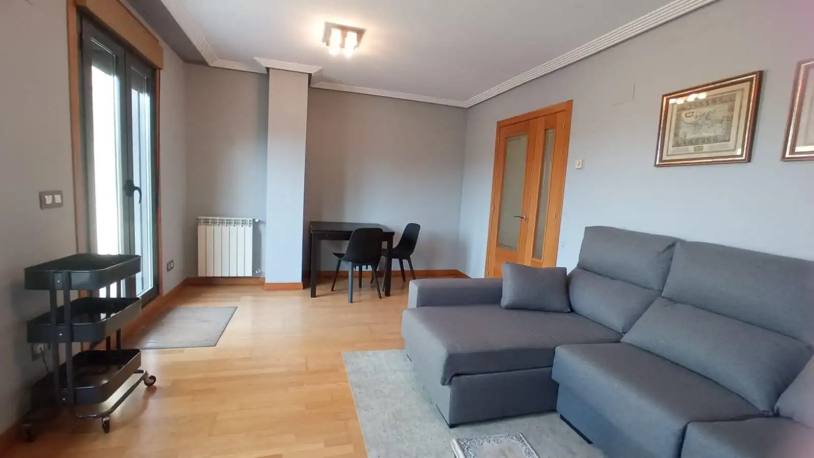 Sala de estar de Ático de alquiler en Oviedo  con Calefacción, Terraza y Trastero