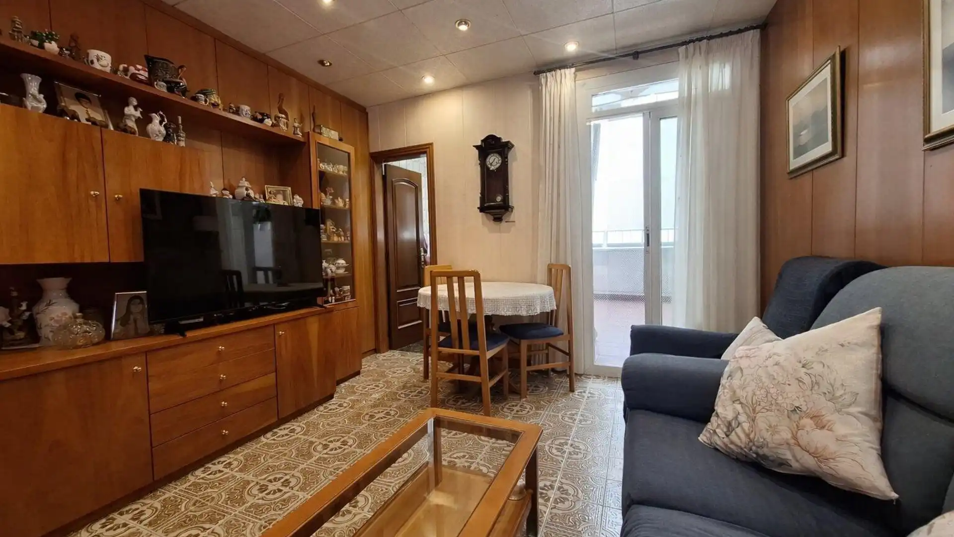 Piso en venta en Calle del Bisbe Laguarda, El Raval, Ciutat Vella