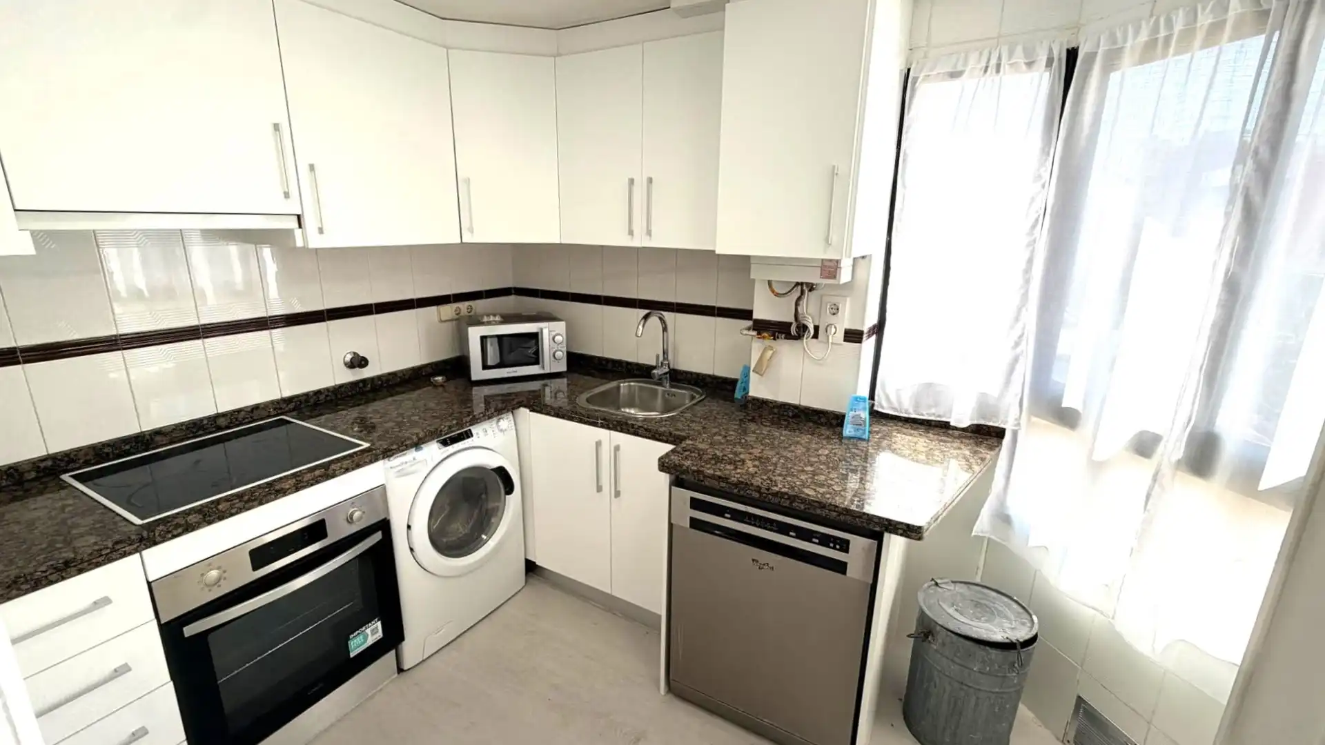 Cocina de Dúplex de alquiler en Ciutat Vella 