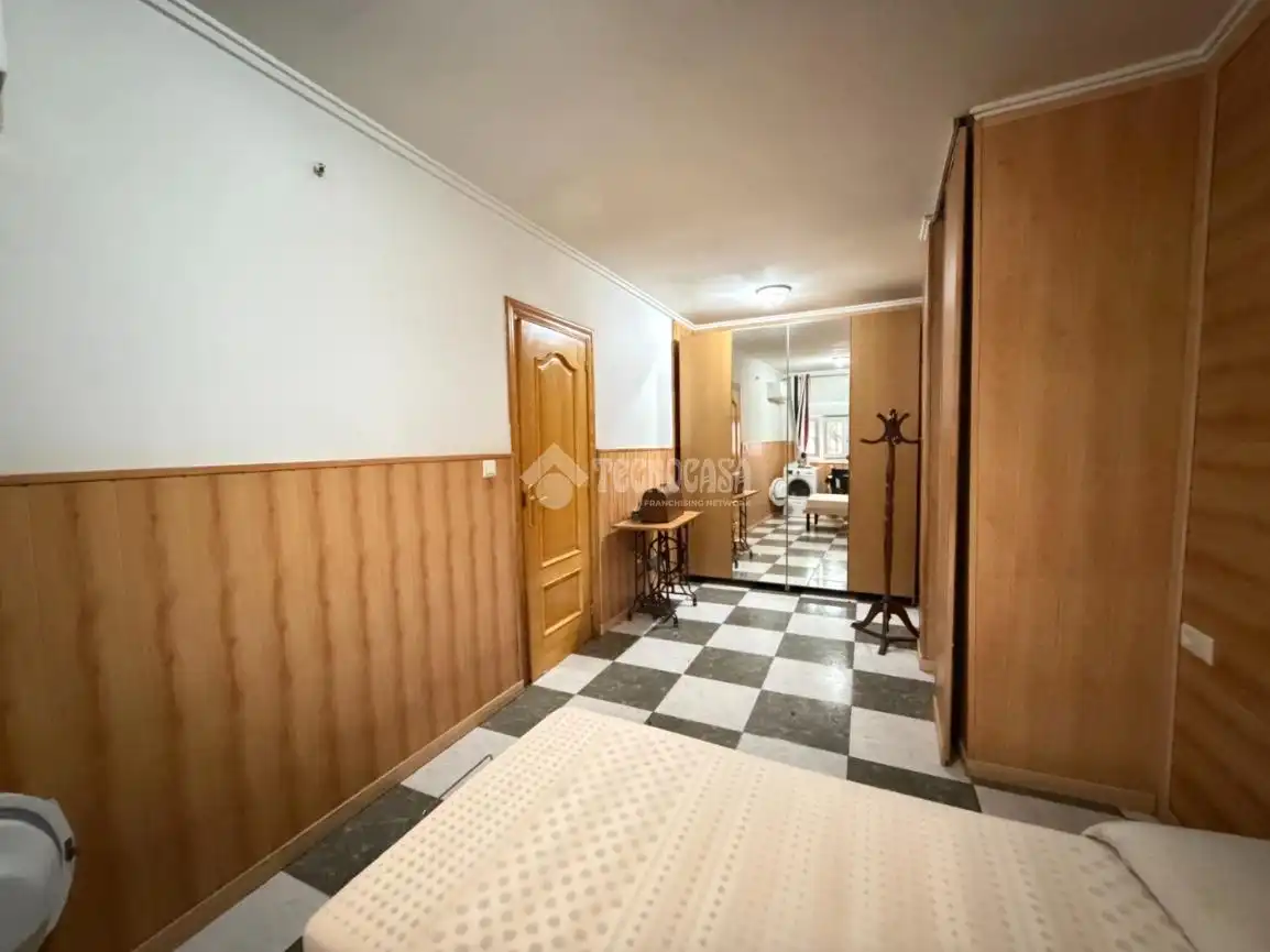 Habitación de Casa adosada en venta en Xirivella con Aire acondicionado