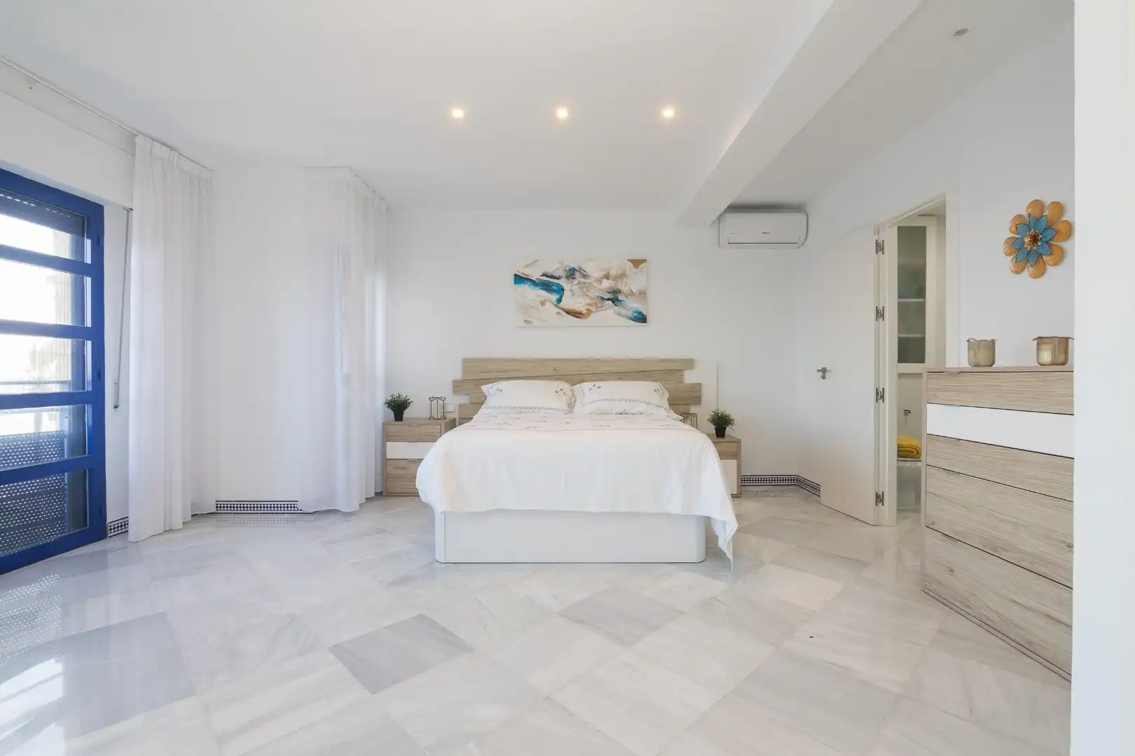 Habitación de Casa o chalet en venta en Santa Pola con Aire acondicionado, Calefacción y Jardín privado