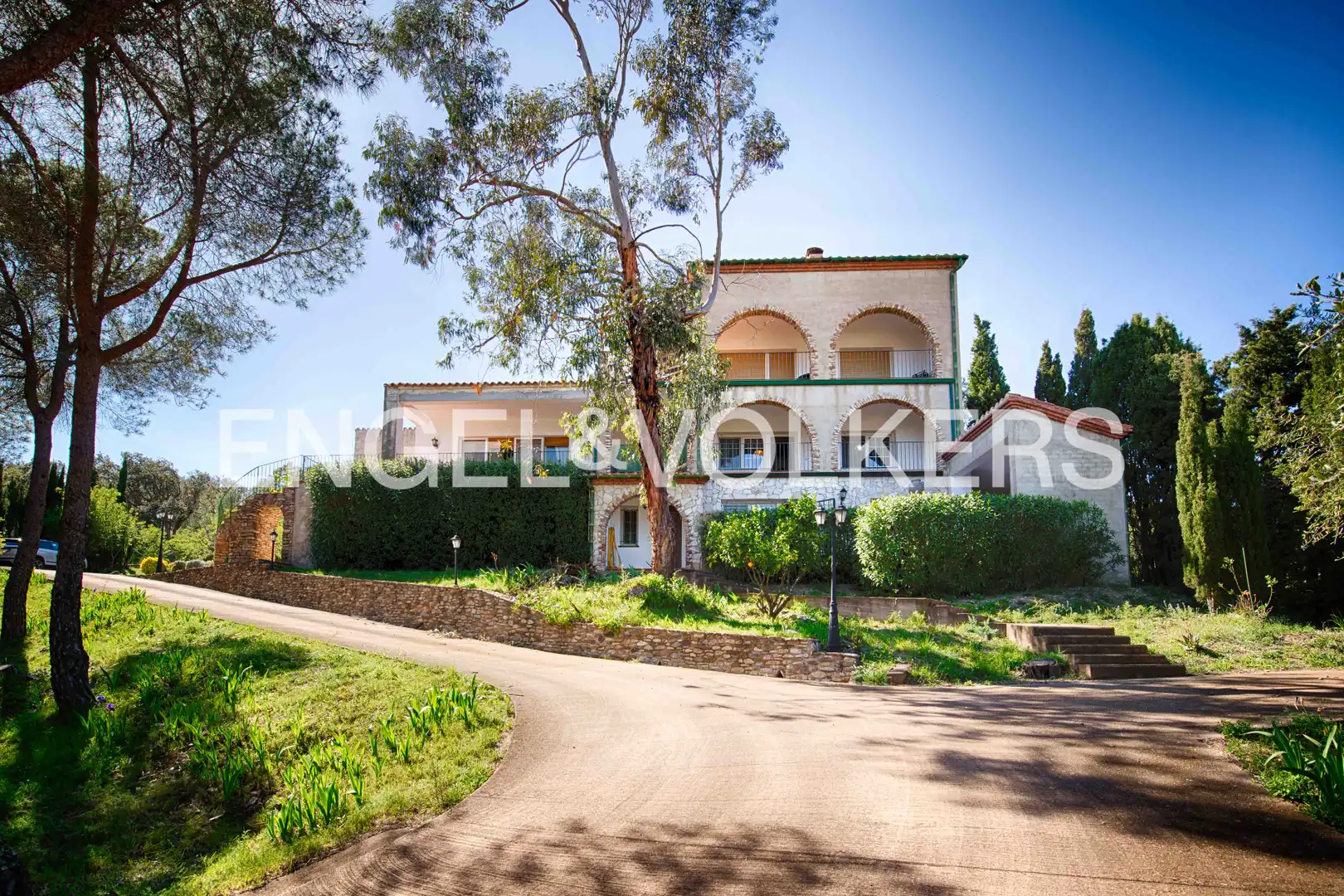 Außenansicht von Country house zum Verkauf in Rabós mit Heizung, Privatgarten und Terrasse