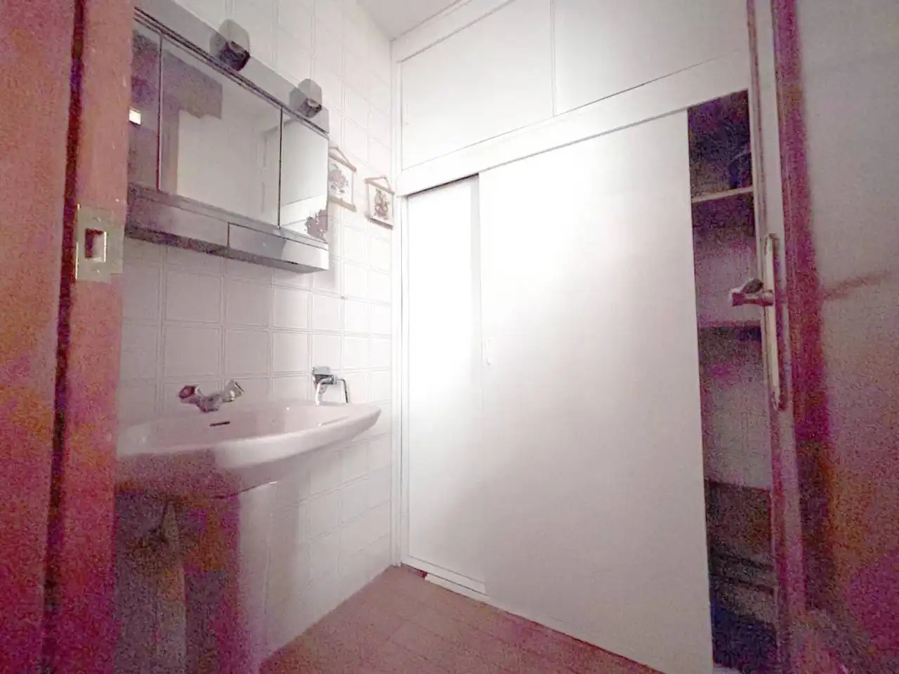 Baño de Piso en venta en Burgos con Calefacción y Terraza