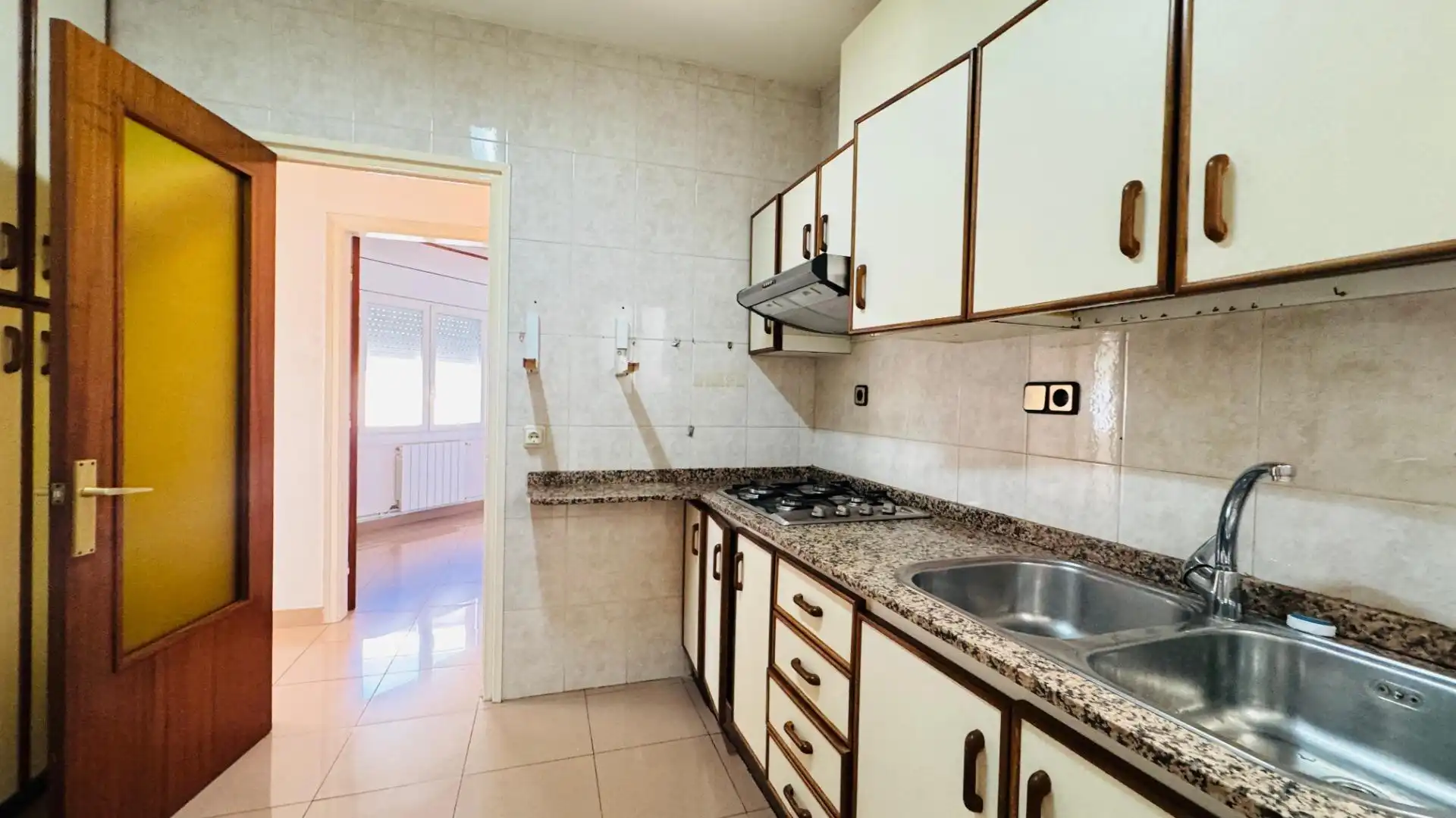 Kitchen of Flat for sale in Vilafranca del Penedès  with Heating, Balcony and Alarm