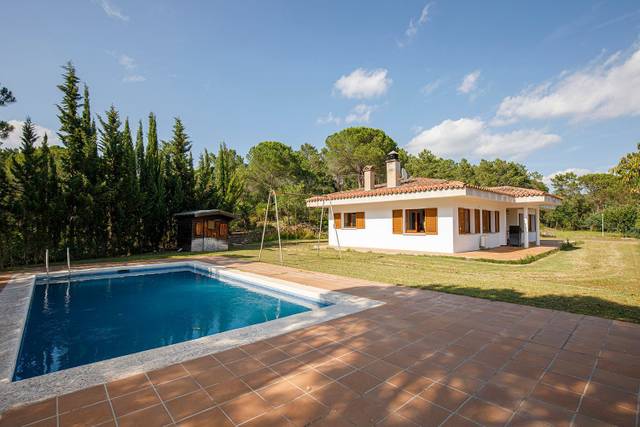 Casa-chalet en Venta en Llambilles