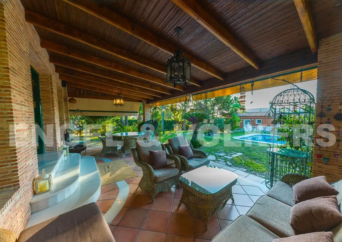 Detached house with pool for sale in Peña de las Águilas, imagen 3