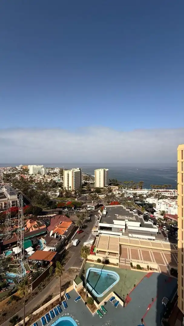 Apartamento con ascensor en venta en Playa de las Américas, imagen 2