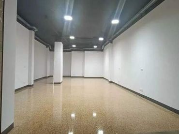 Local comercial de lloguer a Carrer del Concili de Trento
