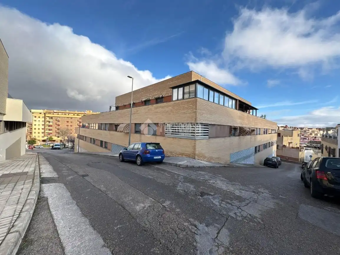 Vista exterior de Piso en venta en Jaén con Aire acondicionado