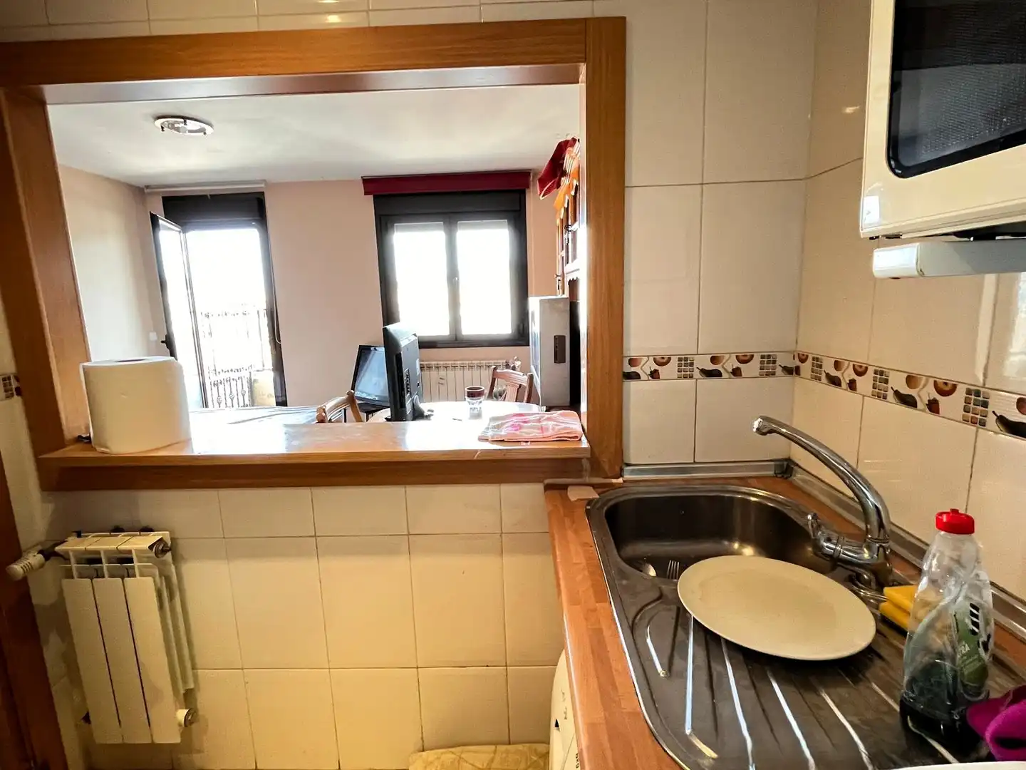 Küche von Wohnung zum Verkauf in Los Navalmorales mit Klimaanlage und Heizung