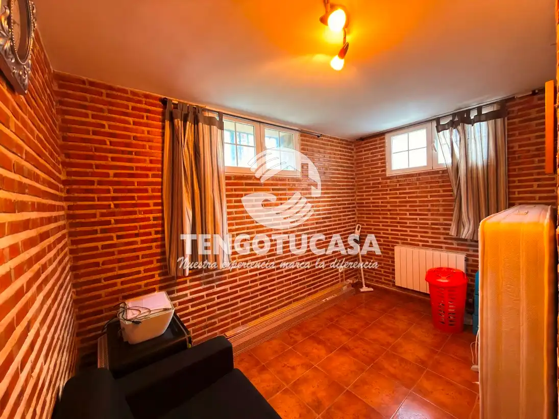 Casa o chalet en venta en Bargas con Aire acondicionado, Calefacción y Jardín privado