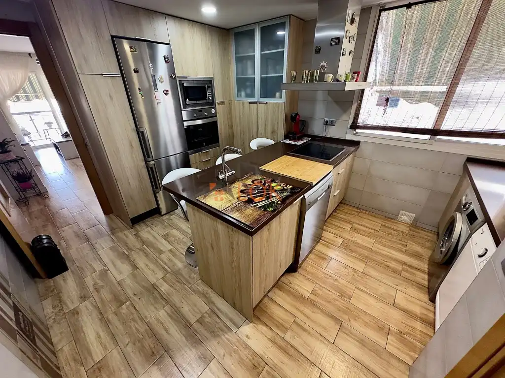 Kitchen of Flat for sale in Málaga  with Air Conditioner, Terrace and Furnished