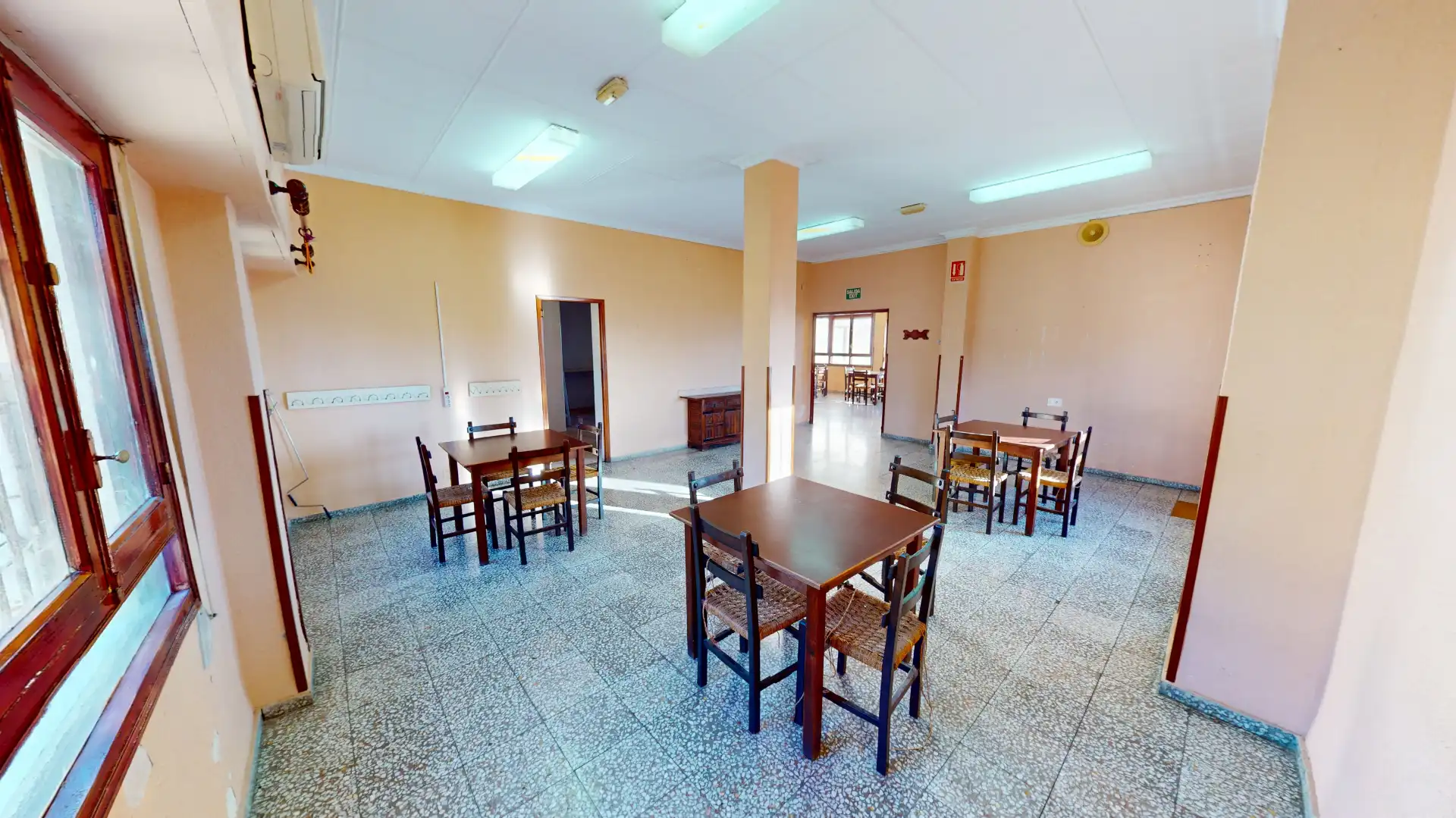 Commercial properties for sale in Busot  with Air Conditioner and Furnished