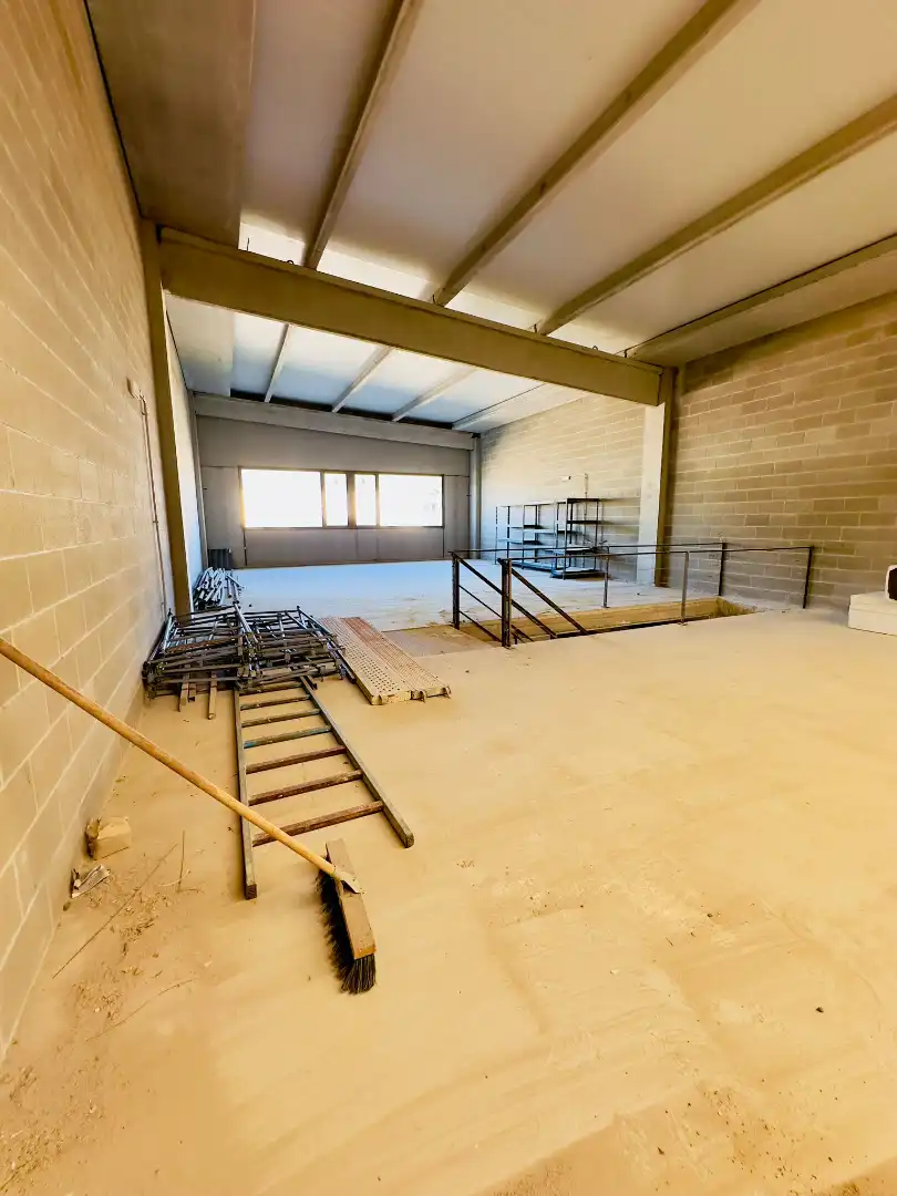 Nave industrial en venta en Torroella de Montgrí con Calefacción y Alarma
