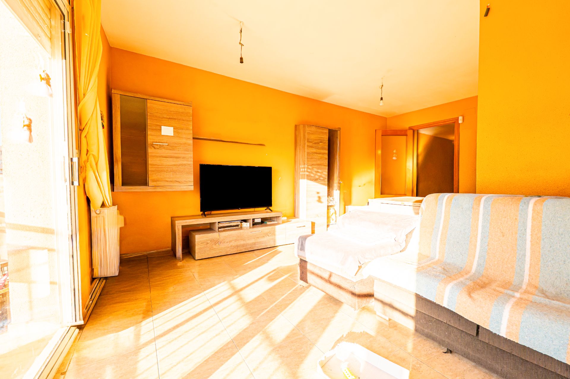 Living room of Flat for sale in El Vendrell  with Heating, Balcony and Internet