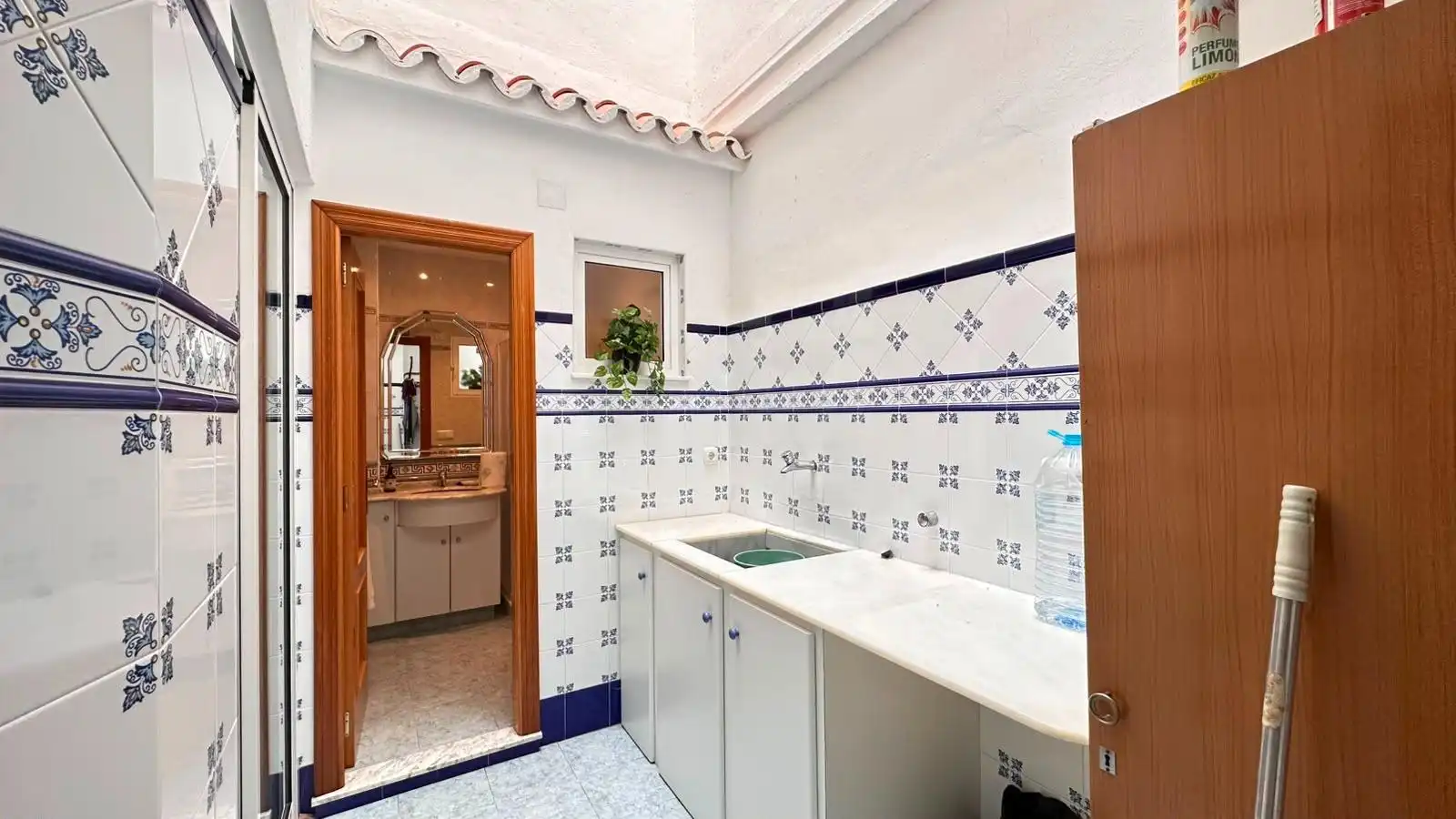 Bany de Casa o xalet en venda en Carlet amb Terrassa i Traster