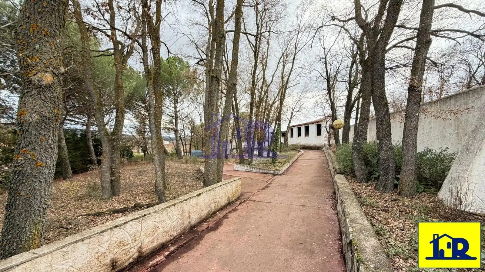 Casa adosada en venta en Arcas del Villar