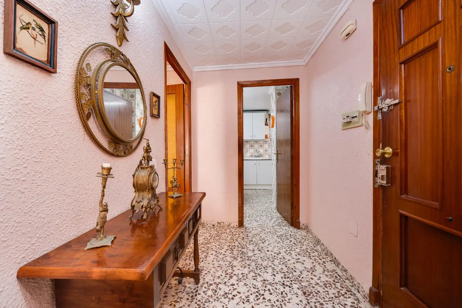 Wohnungen zum Verkauf in Torrevieja mit Terrasse, Möbliert und Balkon