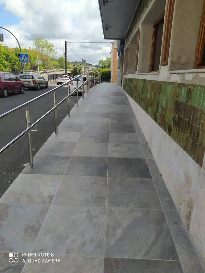 Terrassa de Local de lloguer en Piélagos