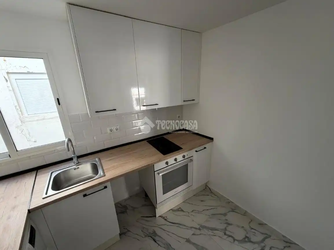 Cuina de Pis en venda en Valencia amb Balcó