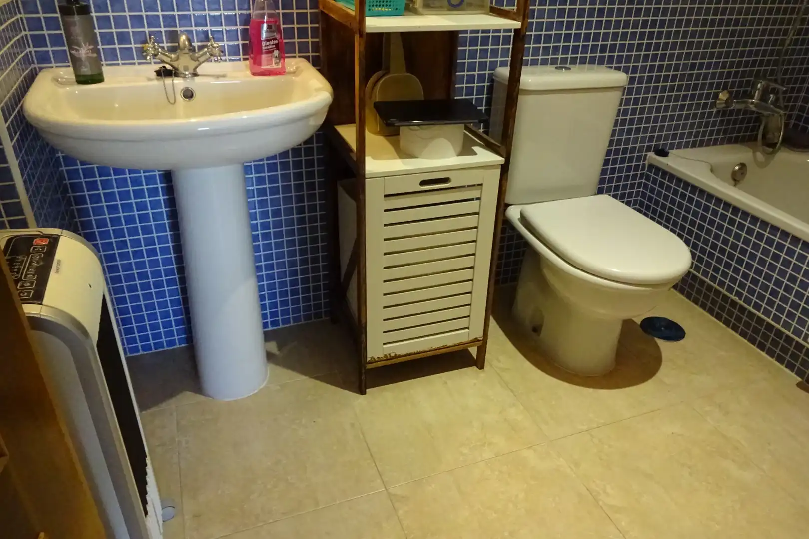 Badezimmer von Wohnungen zum Verkauf in Vera mit Klimaanlage, Heizung und Privatgarten