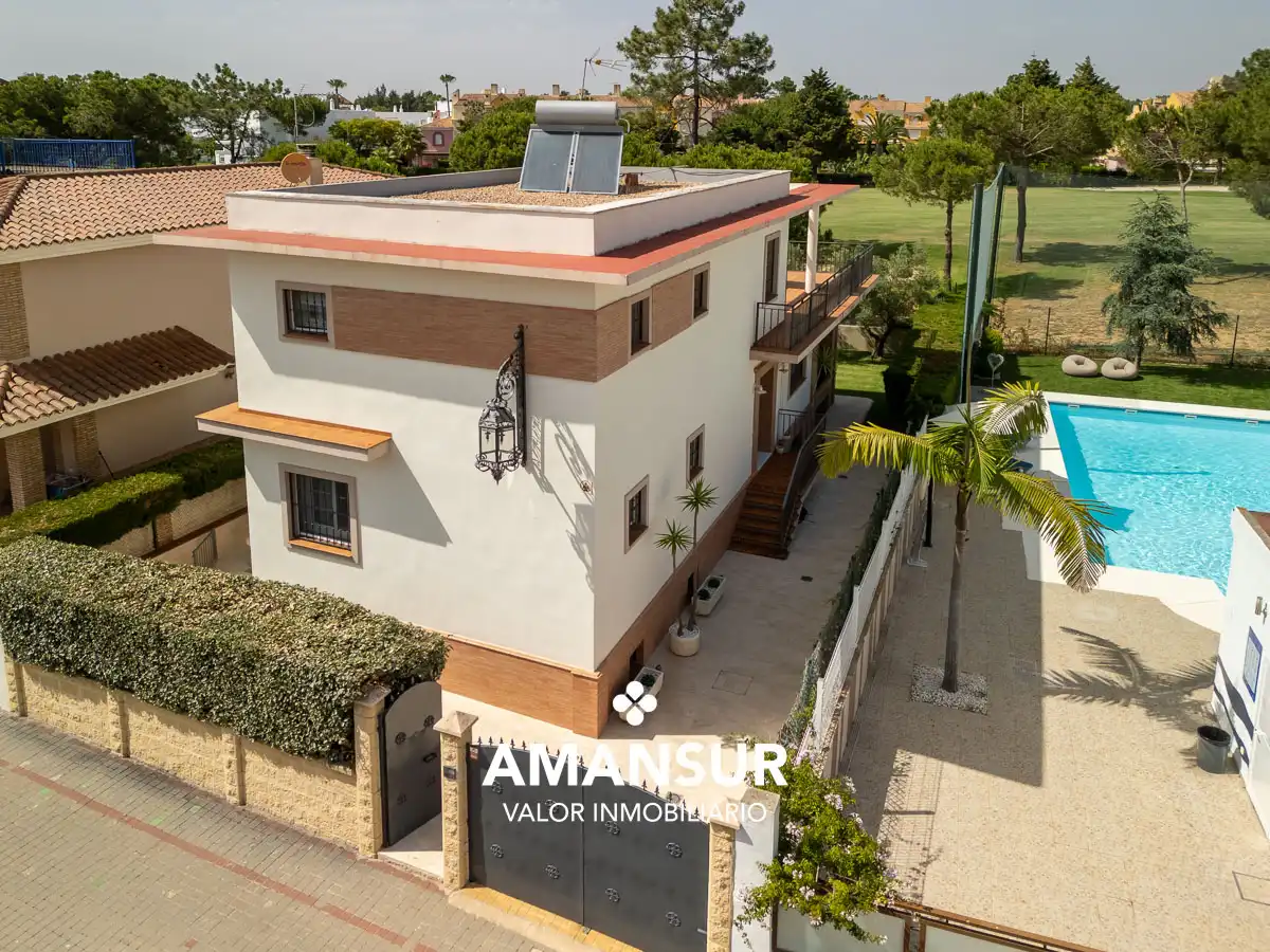 Chalet con piscina en venta en Islantilla Golf, imagen 60