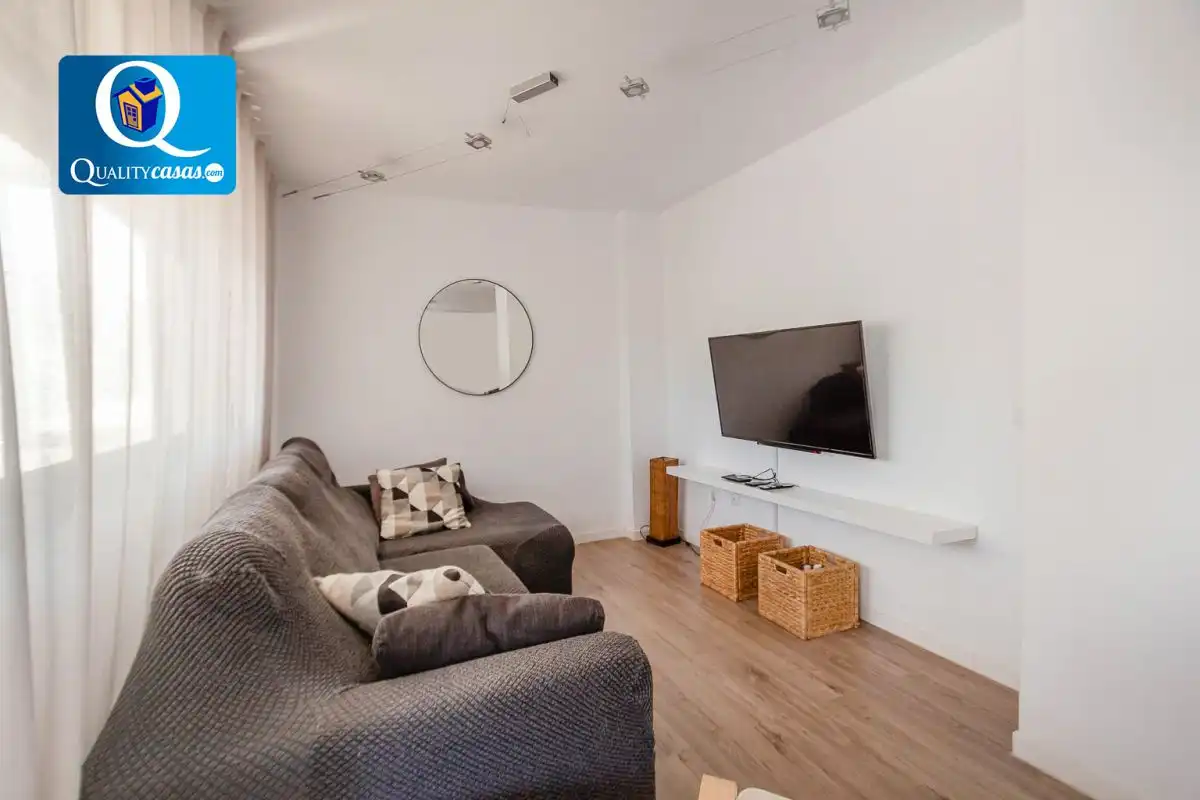 Living room of Apartments for sale in Alicante / Alacant  with Air Conditioner, Terrace and Community pool