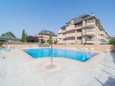 Appartamento con piscina in vendita a Calle Francisco Tomás y Valiente