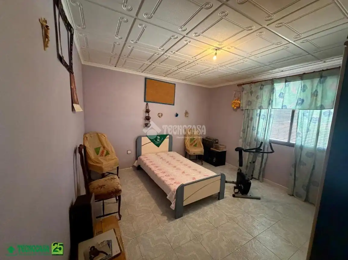 Casa aparellada en venda a Granátula de Calatrava, imagen 25