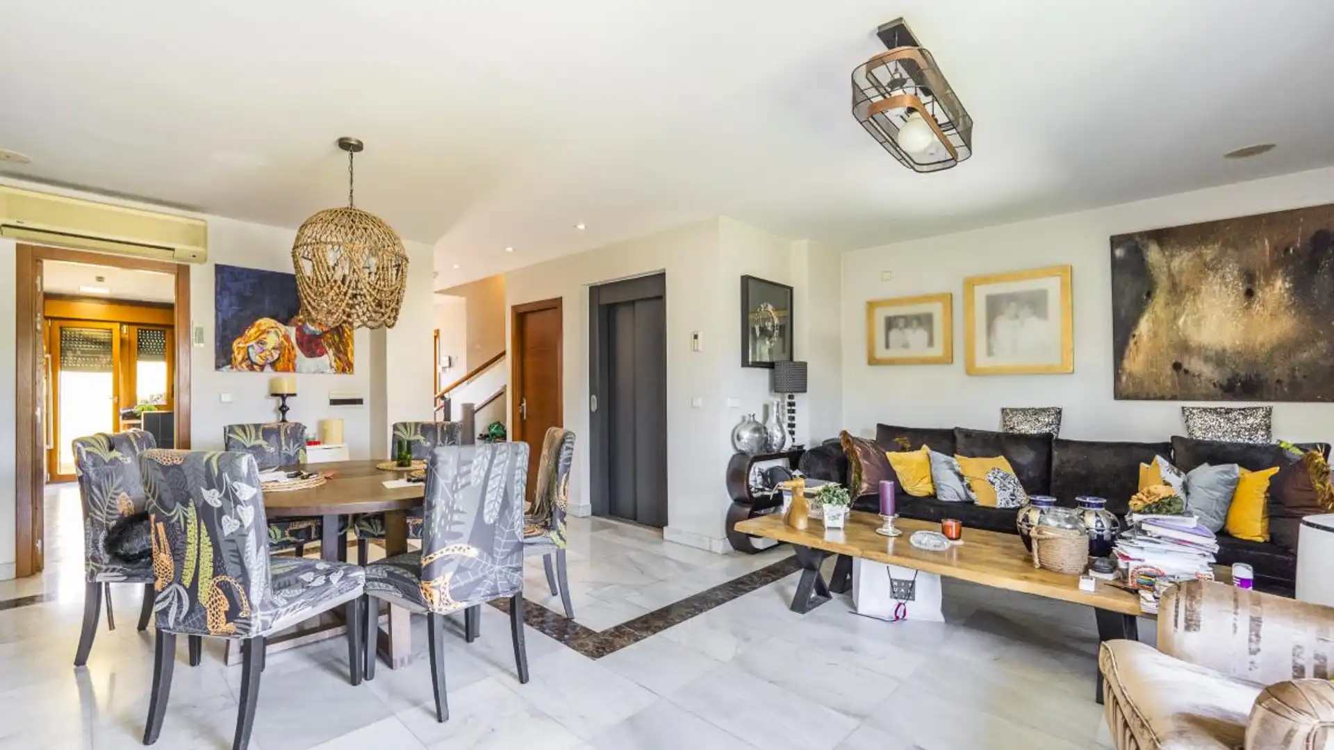 Living room of Single-family semi-detached for sale in  Madrid Capital  with Air Conditioner, Heating and Private garden